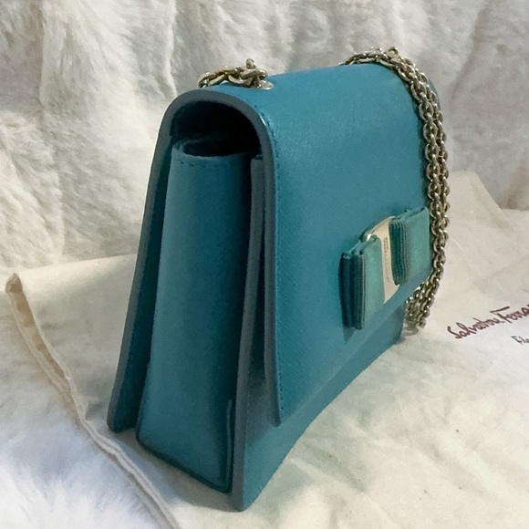 Salvatore Ferragamo Mini Vara Bow Crossbody Shoulder Bag - Picture 3 of 11